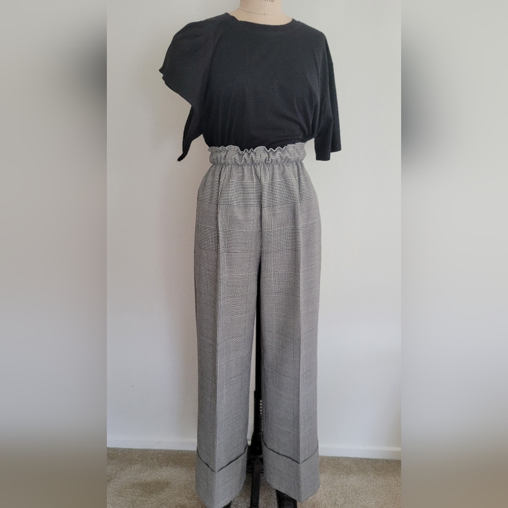 Wide leg pants